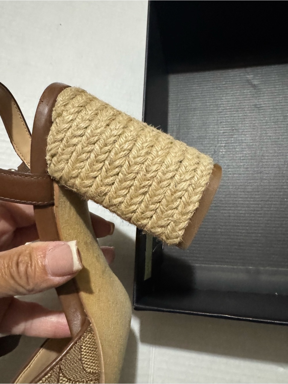 Coach Maddie Signature brown Canvas Slingback Sandals size 9.5 - Picture 4 of 16